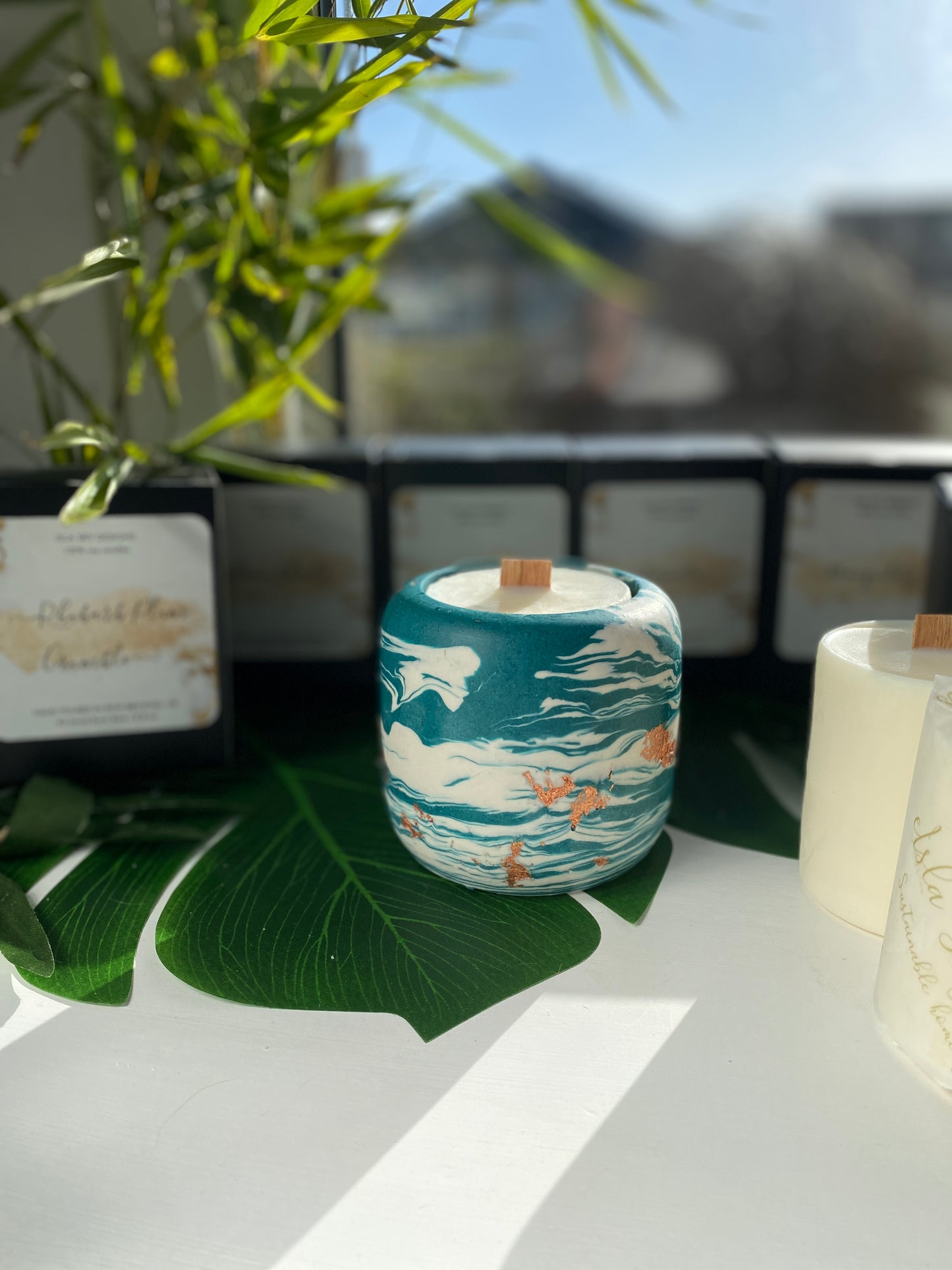 "Isla" Refillable Candle - Teal & Copper Marble